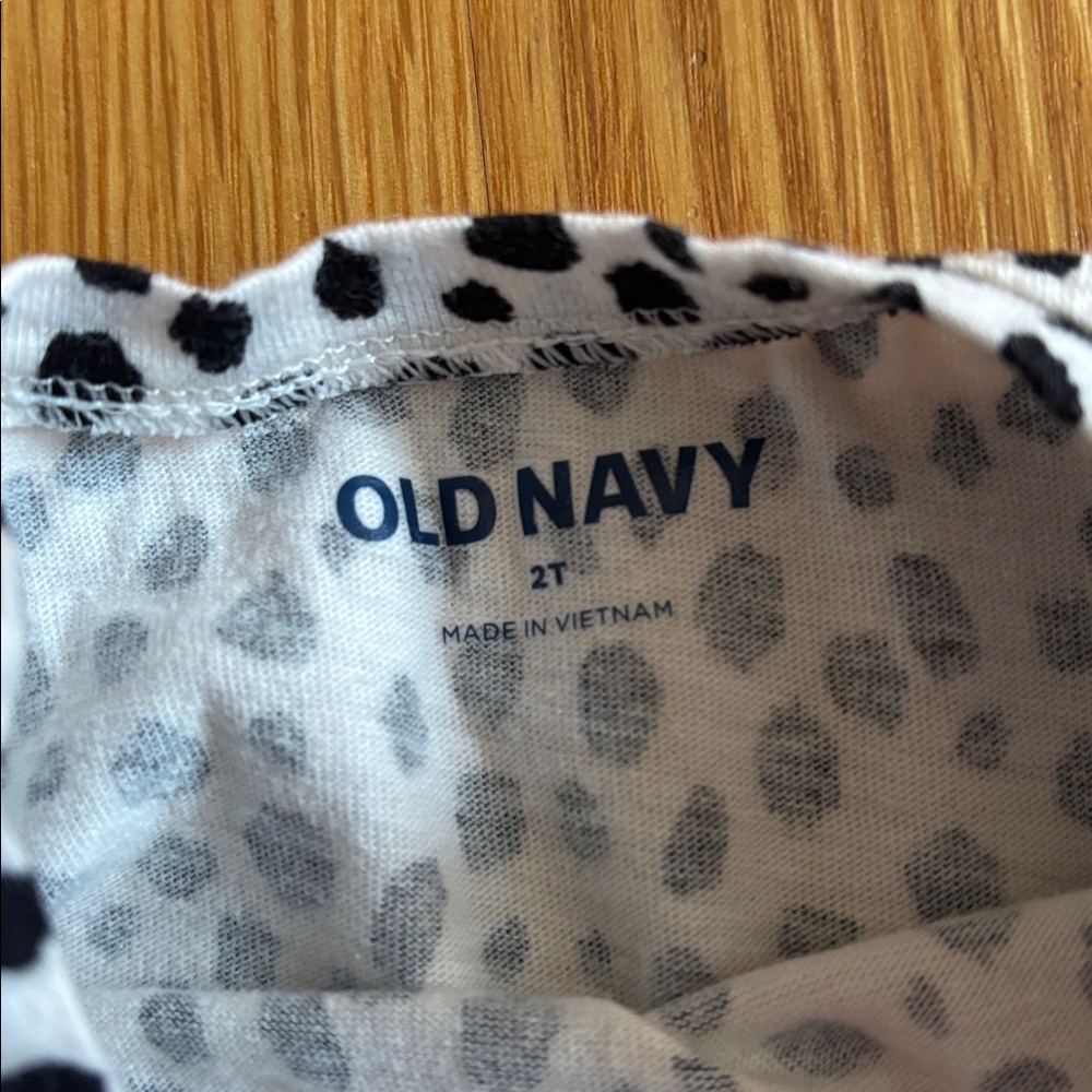 2T Old Navy Girls Dalmatian Print Long Sleeve Tee - Picture 4 of 5